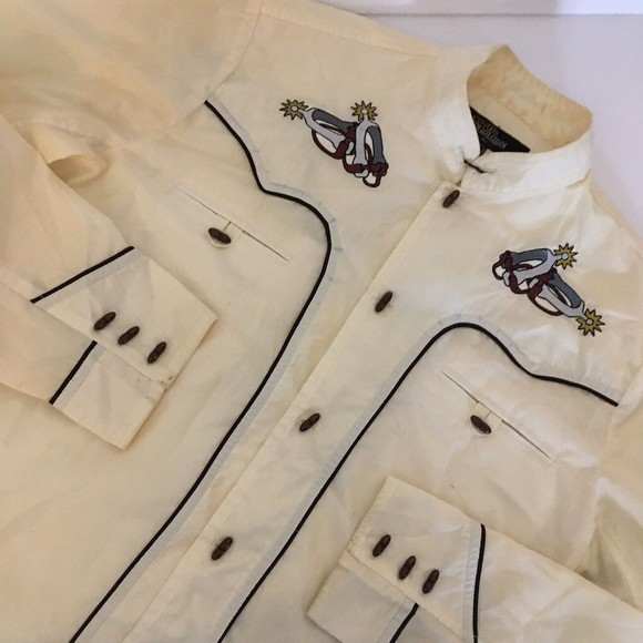 El Señor de los Cielos Cowboy Shirt Embroidered Long Sleeve spurs wooden buttons - Picture 1 of 8